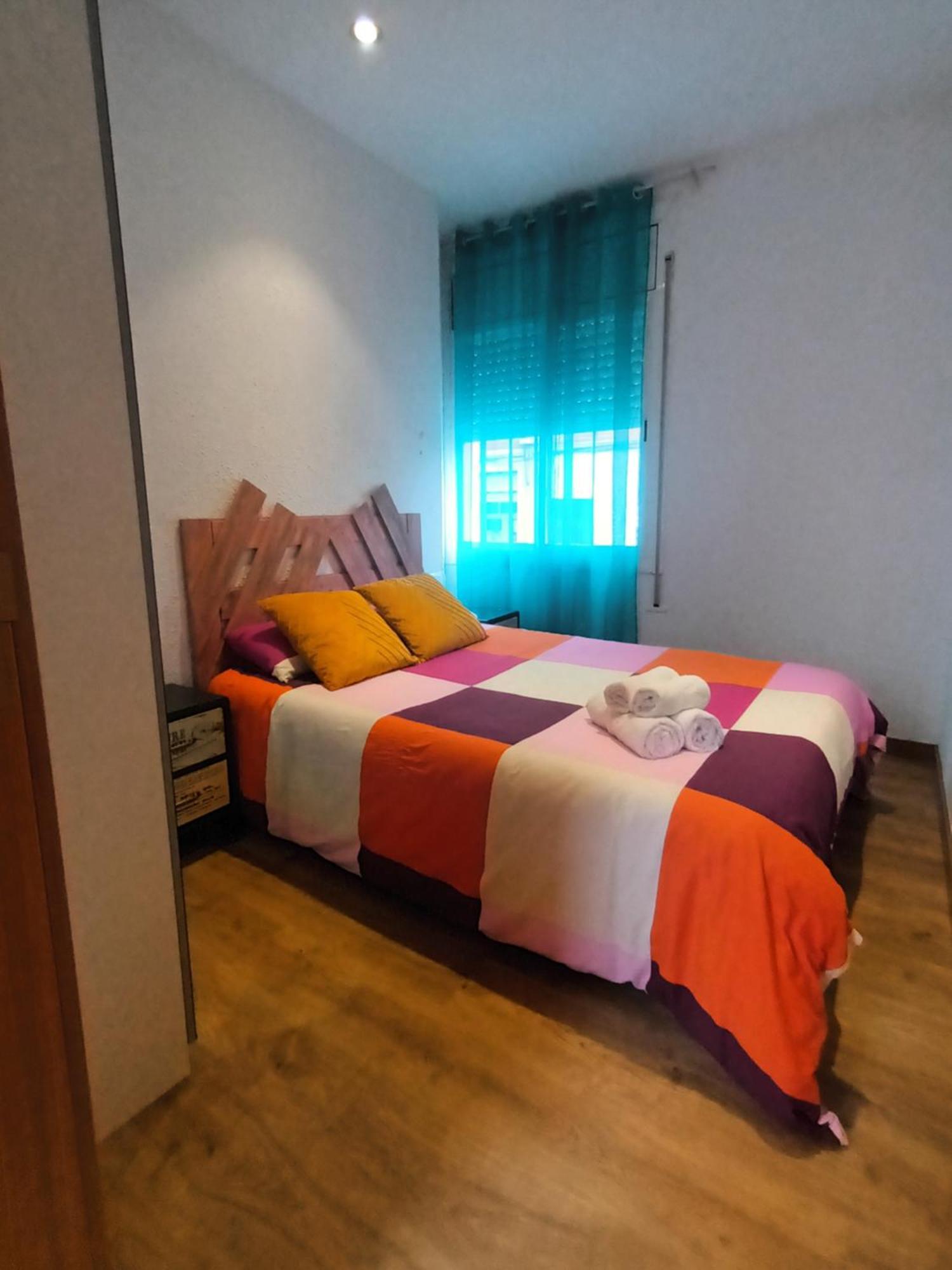 Apartamento Paris L'Hospitalet de Llobregat Dış mekan fotoğraf