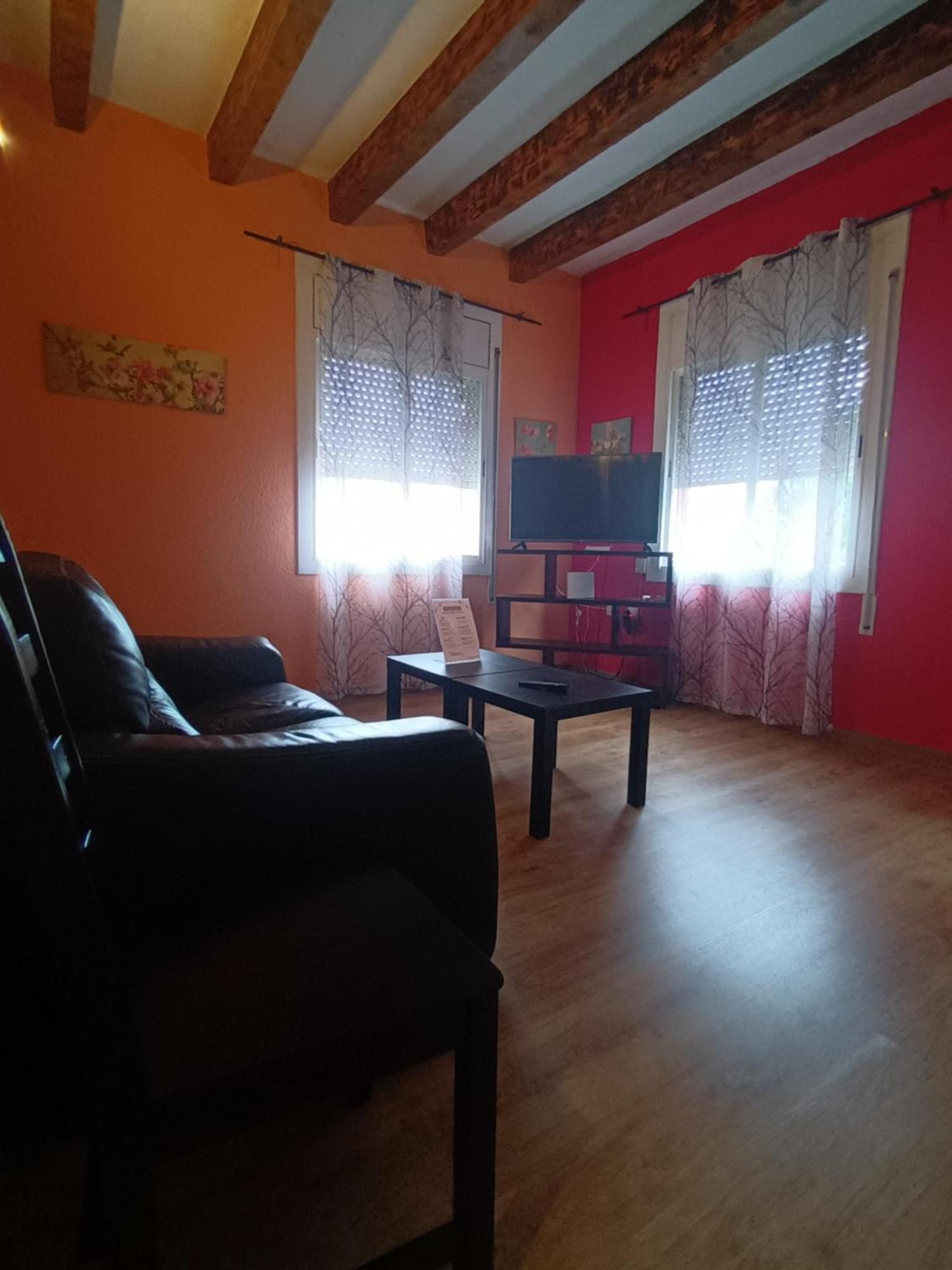 Apartamento Paris L'Hospitalet de Llobregat Dış mekan fotoğraf