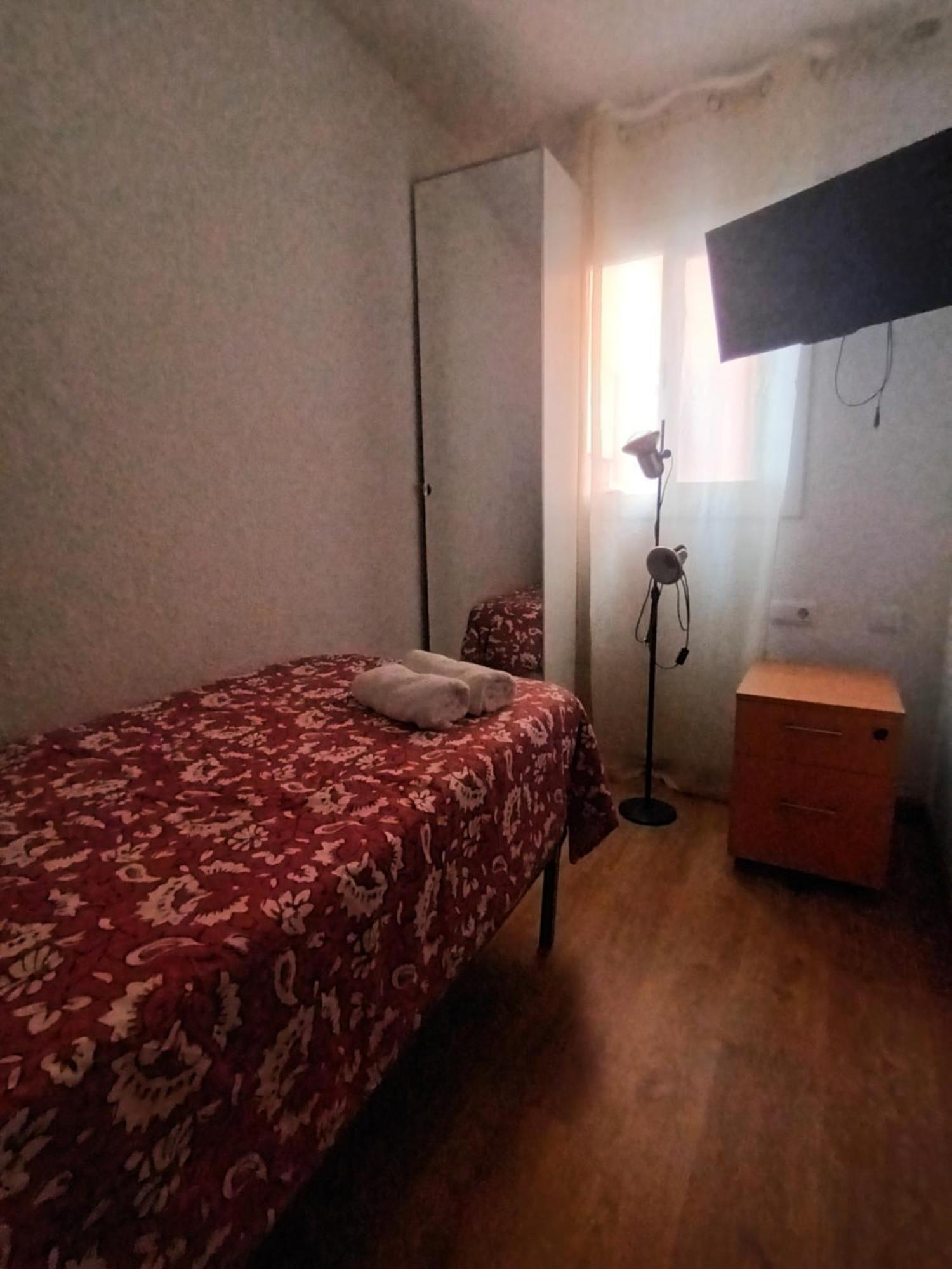 Apartamento Paris L'Hospitalet de Llobregat Dış mekan fotoğraf