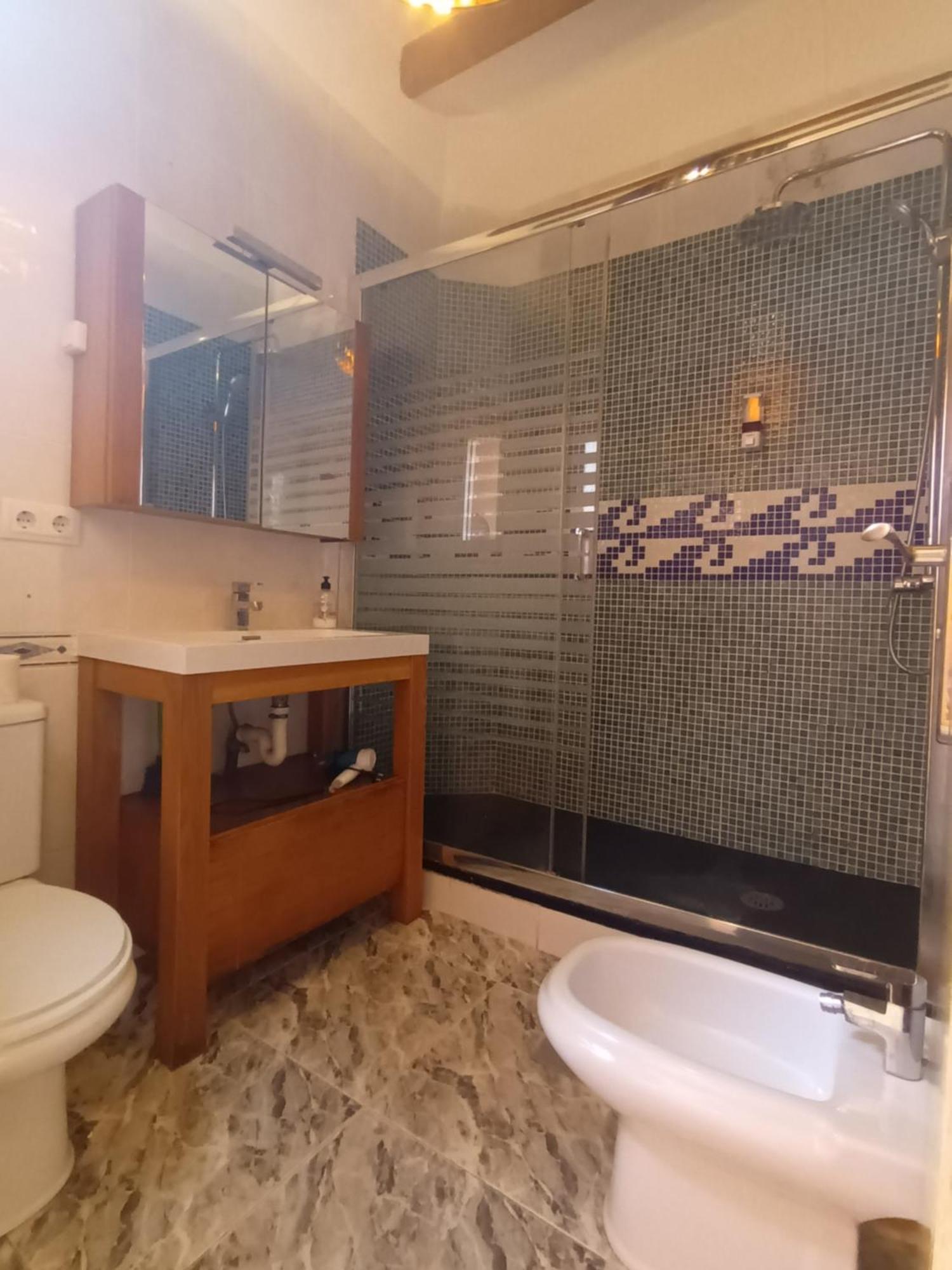 Apartamento Paris L'Hospitalet de Llobregat Dış mekan fotoğraf
